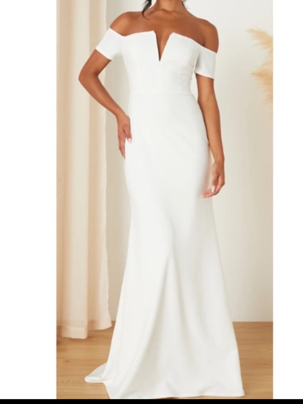 Loveliest Aura White Off-the-Shoulder Mermaid Maxi Dress
